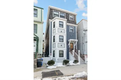 229 E Eagle Street #3