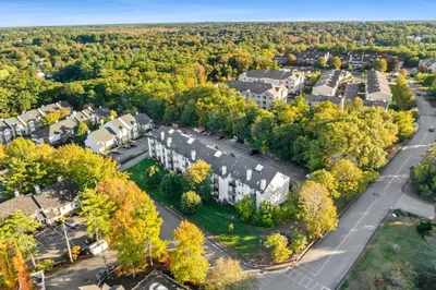 122 Tall Oaks Drive #N