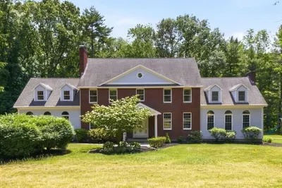 3 Windsor Drive 1