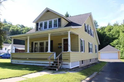 90 S Prospect St