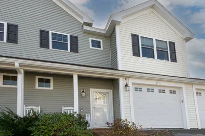 1211 Hazelwood Way #1211 1