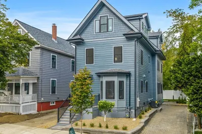 25 Avon Street