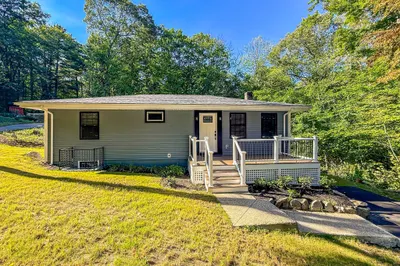 107 Olive St 1