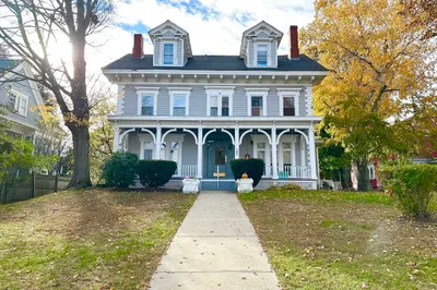286 South Main Street #10 1