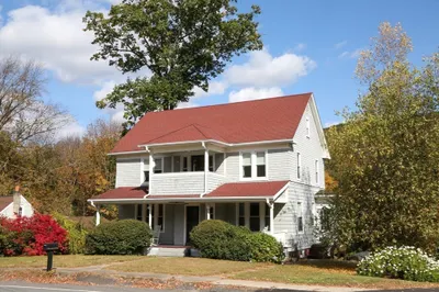 21 Middlefield Rd 1