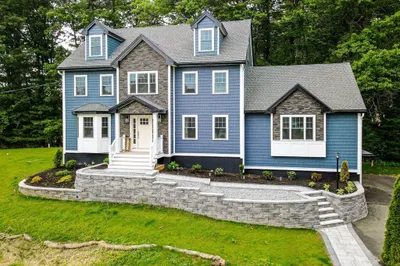23 Pomfret Rd