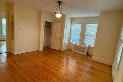 19 Oak Street #2 1