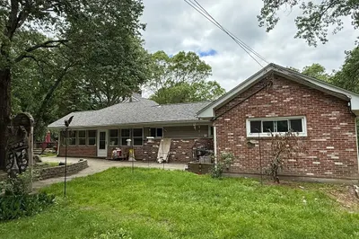 166 Fairview Ave 1