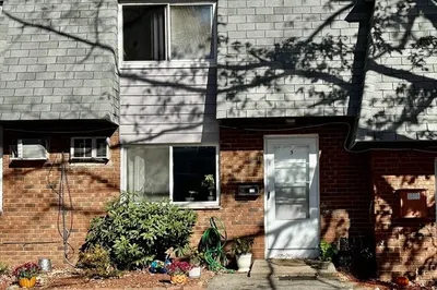 141 Thissell Ave #5