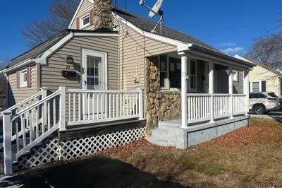 27 Prairie Ave 1