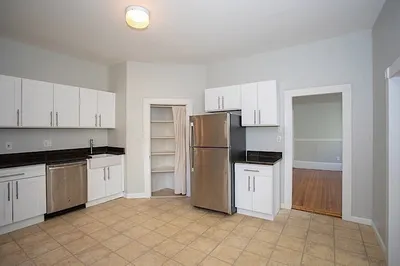 222 Prospect St #3 1