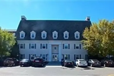 565 Turnpike St #85 1