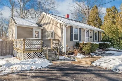 56 Loring Ave 1