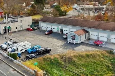 118 W Main St 1