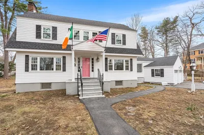 30 Strathmore Rd