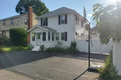 94 Phillips Street