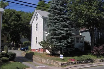 50 Woburn St 1