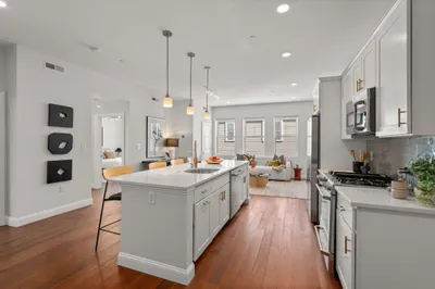 170 W Broadway #310 1