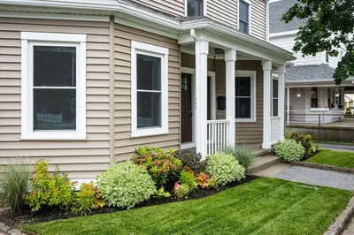 39 Loring Ave #2