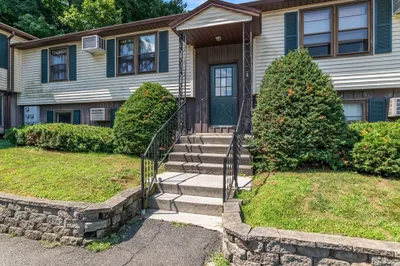 115 South St #14