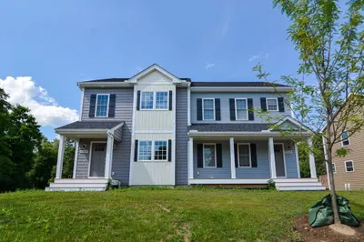 260 Main Street #10 1
