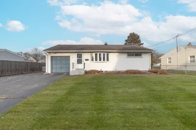 32 Willwood Street 1