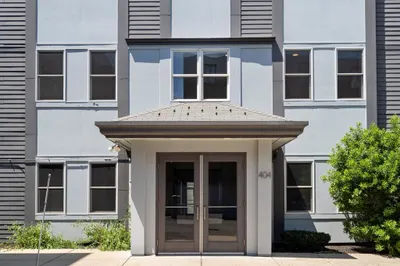 404 W 1st St #41