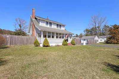 2614 Cranberry Highway 1
