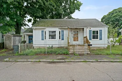 9 Northfield Ave