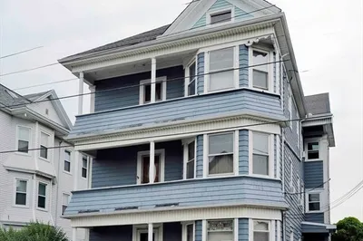 24 Briggs St