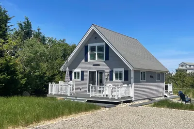 25 North Shore Boulevard Ext 1