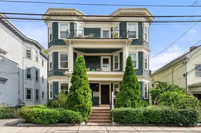 15 Oakland St #1
