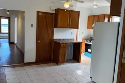 207 Middle St #3 1