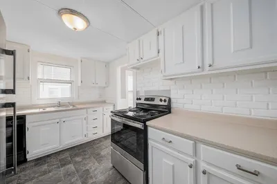 46 Winthrop Avenue #2