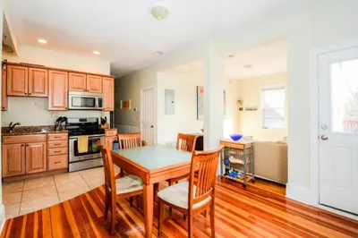 135 Paul Gore St #1 1