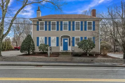 506 Main St