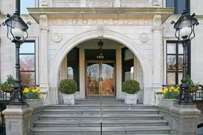 160 Commonwealth #220