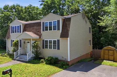 77 Ellen St #77 1