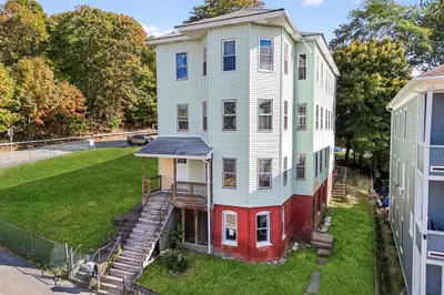 40-42 Merrifield St 1