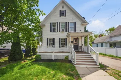 126 W Spruce St 1