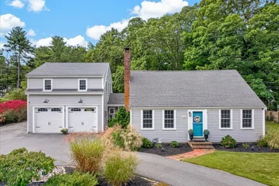 128 Bayridge Ln 1