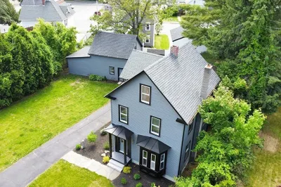 36 Circle St