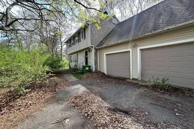 17 Gable Ln 1