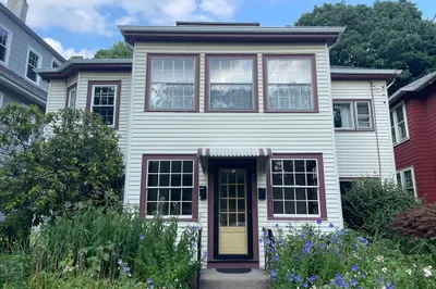 47 Aberdeen Avenue #2