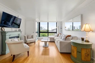 42 8th Street #1519 1