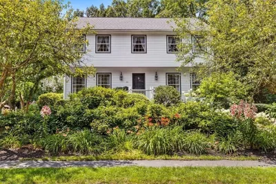 24 Pratt Rd