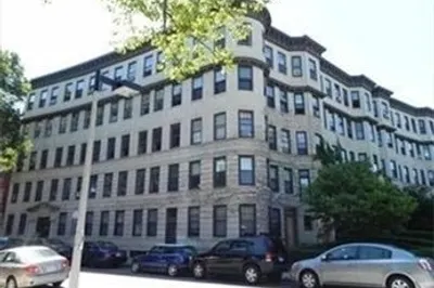 5 Braemore Road #7