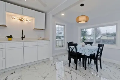88 Woodmont St 1