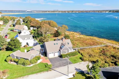 210 Clipper Road 1