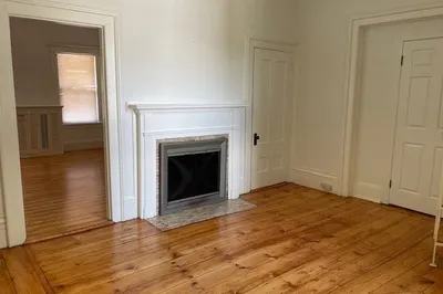 16 Walnut St #1